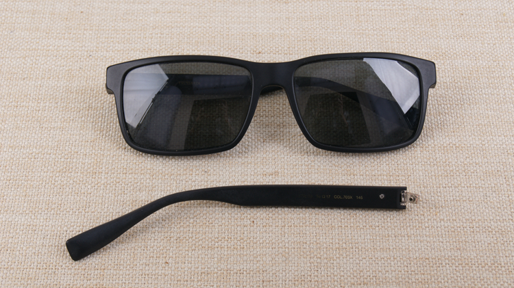 杜鲁萨迪trussardi眼镜介绍,trussardi眼镜修理维修