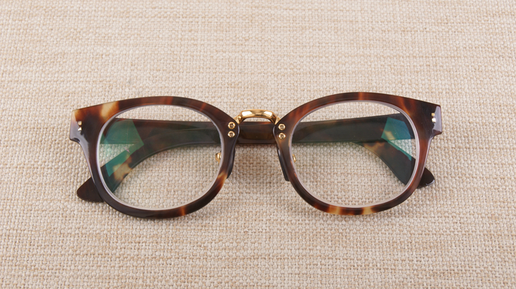 稀有眼镜原材料之玳瑁介绍,以及玳瑁眼镜的维修,修理,保养指南